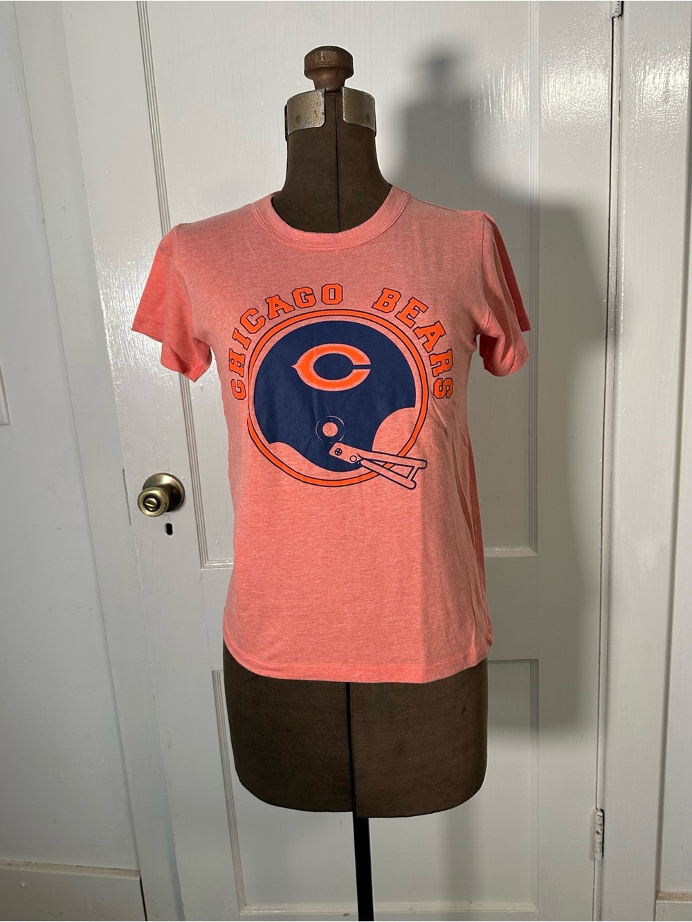 Vintage Chicago Bears Women's Short Sleeve Tee Orange made in USA 50 50